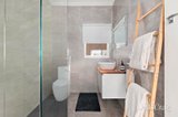 https://images.listonce.com.au/custom/160x/listings/5-berembong-drive-keilor-east-vic-3033/090/01818090_img_08.jpg?XIju1HmcsGk