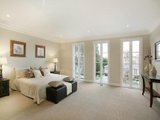 https://images.listonce.com.au/custom/160x/listings/5-bernborough-avenue-balwyn-vic-3103/748/01683748_img_07.jpg?Vw9pk4pI6-w