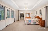 https://images.listonce.com.au/custom/160x/listings/5-birdwood-avenue-healesville-vic-3777/154/01834154_img_12.jpg?37HpUcU4GIE