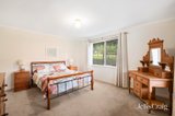 https://images.listonce.com.au/custom/160x/listings/5-birdwood-avenue-healesville-vic-3777/154/01834154_img_14.jpg?Ad15m_XbBAc