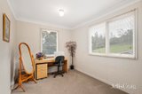 https://images.listonce.com.au/custom/160x/listings/5-birdwood-avenue-healesville-vic-3777/154/01834154_img_15.jpg?5UdcevMhr-4