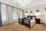 https://images.listonce.com.au/custom/160x/listings/5-birralee-street-mount-waverley-vic-3149/493/00486493_img_05.jpg?cEMz73D7XX8