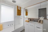https://images.listonce.com.au/custom/160x/listings/5-bishop-avenue-diamond-creek-vic-3089/102/01812102_img_09.jpg?EXQ5xfBgMFs