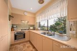 https://images.listonce.com.au/custom/160x/listings/5-blueberry-road-mooroolbark-vic-3138/752/01905752_img_03.jpg?56NveetQr8k