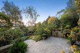https://images.listonce.com.au/custom/160x/listings/5-blueberry-road-mooroolbark-vic-3138/752/01905752_img_10.jpg?geCf6nDb_QY