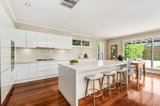 https://images.listonce.com.au/custom/160x/listings/5-bright-street-kew-vic-3101/842/00621842_img_10.jpg?Yr4v_8Mes-I