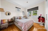 https://images.listonce.com.au/custom/160x/listings/5-brown-street-newport-vic-3015/689/01890689_img_12.jpg?NWrmvDCcZ3k