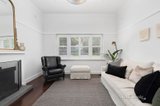 https://images.listonce.com.au/custom/160x/listings/5-byron-street-canterbury-vic-3126/516/01515516_img_06.jpg?0d57E_0xsi4