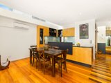 https://images.listonce.com.au/custom/160x/listings/5-byron-street-elwood-vic-3184/137/01794137_img_05.jpg?z-2sDWp_bMI
