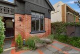 https://images.listonce.com.au/custom/160x/listings/5-byron-street-elwood-vic-3184/321/01793321_img_12.jpg?OSGHb7I_zL4