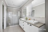https://images.listonce.com.au/custom/160x/listings/5-cadence-avenue-lara-vic-3212/153/01932153_img_10.jpg?_iZCj3Y9rsk