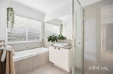 https://images.listonce.com.au/custom/160x/listings/5-cadence-avenue-lara-vic-3212/153/01932153_img_13.jpg?Yj_3aeDQ98A