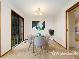 https://images.listonce.com.au/custom/160x/listings/5-caldera-court-mooroolbark-vic-3138/794/01525794_img_08.jpg?wmjFeO02YEg