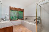 https://images.listonce.com.au/custom/160x/listings/5-caloola-drive-north-warrandyte-vic-3113/044/00913044_img_07.jpg?Tt9fmi1y4ZA