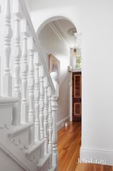 https://images.listonce.com.au/custom/160x/listings/5-canning-street-north-melbourne-vic-3051/771/01810771_img_09.jpg?C-eXmdJIrW4