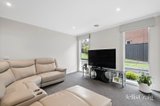 https://images.listonce.com.au/custom/160x/listings/5-capra-drive-mooroolbark-vic-3138/337/01939337_img_12.jpg?7qqvFkrVUek
