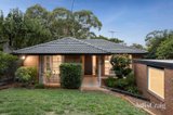 https://images.listonce.com.au/custom/160x/listings/5-caromar-street-croydon-vic-3136/651/01875651_img_19.jpg?5j82PoVNifo