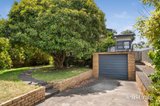 https://images.listonce.com.au/custom/160x/listings/5-cash-grove-mount-waverley-vic-3149/552/01855552_img_01.jpg?6P10wSfK9w0