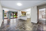 https://images.listonce.com.au/custom/160x/listings/5-cassia-street-notting-hill-vic-3168/669/01876669_img_08.jpg?EE6V8MznBFE