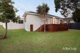 https://images.listonce.com.au/custom/160x/listings/5-chantilly-street-mount-waverley-vic-3149/592/01911592_img_15.jpg?9lNwvuYLzx8
