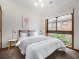 https://images.listonce.com.au/custom/160x/listings/5-chiswick-court-templestowe-vic-3106/998/01050998_img_08.jpg?wpnEsUCCxBs