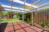 https://images.listonce.com.au/custom/160x/listings/5-clement-crescent-croydon-vic-3136/211/01863211_img_11.jpg?X3YrS8-98Xc
