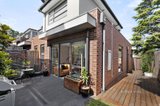 https://images.listonce.com.au/custom/160x/listings/5-clydebank-street-greensborough-vic-3088/020/01600020_img_11.jpg?41JL0XF9ozA