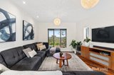 https://images.listonce.com.au/custom/160x/listings/5-coolock-court-rosanna-vic-3084/595/01594595_img_05.jpg?mvGvddn09lw