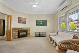 https://images.listonce.com.au/custom/160x/listings/5-crichton-avenue-port-melbourne-vic-3207/517/01772517_img_04.jpg?M26WYyzBJ3M