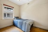 https://images.listonce.com.au/custom/160x/listings/5-crichton-avenue-port-melbourne-vic-3207/517/01772517_img_10.jpg?cJiBZXjAs0o