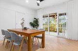 https://images.listonce.com.au/custom/160x/listings/5-crowe-court-eltham-vic-3095/439/01346439_img_05.jpg?Ih6pic1S0f4