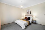 https://images.listonce.com.au/custom/160x/listings/5-cumberland-court-glen-waverley-vic-3150/662/01736662_img_09.jpg?bf9rHGUtgE8
