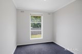 https://images.listonce.com.au/custom/160x/listings/5-curnow-street-golden-point-vic-3350/386/01857386_img_06.jpg?XWk9WtCqVFc