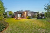 https://images.listonce.com.au/custom/160x/listings/5-dale-court-mount-martha-vic-3934/714/01648714_img_16.jpg?K1HsilI22Xg