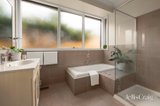 https://images.listonce.com.au/custom/160x/listings/5-david-hockney-drive-diamond-creek-vic-3089/868/01915868_img_13.jpg?0pg8acR2ugo