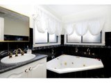 https://images.listonce.com.au/custom/160x/listings/5-david-street-surrey-hills-vic-3127/241/01685241_img_02.jpg?oHuwX-Xp7M4