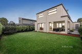 https://images.listonce.com.au/custom/160x/listings/5-denton-street-brighton-east-vic-3187/447/01140447_img_13.jpg?Hn7lof5kTfc