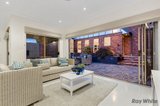 https://images.listonce.com.au/custom/160x/listings/5-derwent-street-box-hill-north-vic-3129/498/01743498_img_03.jpg?O7ciHIsUhkI