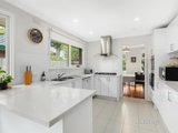 https://images.listonce.com.au/custom/160x/listings/5-devlin-street-vermont-vic-3133/233/01116233_img_02.jpg?j-5rIBqqrkE