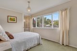 https://images.listonce.com.au/custom/160x/listings/5-devon-court-mount-waverley-vic-3149/101/00313101_img_07.jpg?tIBQiU4rvzU