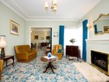 https://images.listonce.com.au/custom/160x/listings/5-dight-avenue-balwyn-north-vic-3104/594/01684594_img_02.jpg?R5yf8tUdnoA