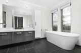 https://images.listonce.com.au/custom/160x/listings/5-doncaster-street-ascot-vale-vic-3032/068/00392068_img_09.jpg?uTp7Br1ZIkI