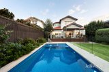https://images.listonce.com.au/custom/160x/listings/5-doonkuna-avenue-camberwell-vic-3124/364/01893364_img_15.jpg?ApNssXcsR_M