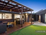 https://images.listonce.com.au/custom/160x/listings/5-douglas-court-strathmore-heights-vic-3041/526/00847526_img_07.jpg?ZDOQHWAkpiY