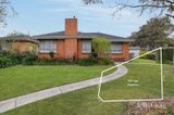 https://images.listonce.com.au/custom/160x/listings/5-downing-street-blackburn-vic-3130/963/01981963_img_01.jpg?-8sE5ZE8DqI