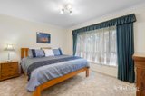 https://images.listonce.com.au/custom/160x/listings/5-downing-street-blackburn-vic-3130/963/01981963_img_09.jpg?Gqe1OvoOitk
