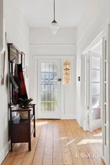 https://images.listonce.com.au/custom/160x/listings/5-drumcondra-avenue-drumcondra-vic-3215/816/01768816_img_16.jpg?au8P-c01Alk