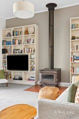 https://images.listonce.com.au/custom/160x/listings/5-drumcondra-avenue-drumcondra-vic-3215/816/01768816_img_19.jpg?-OxriHdyhuE