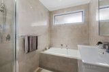 https://images.listonce.com.au/custom/160x/listings/5-dryden-street-doncaster-east-vic-3109/236/01737236_img_07.jpg?XZ6z9wN7S-I