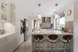 https://images.listonce.com.au/custom/160x/listings/5-dryden-street-doncaster-east-vic-3109/236/01737236_img_15.jpg?kzrAXgvqaoc